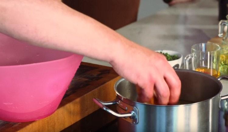 At the very end, put fish pieces in the ear.