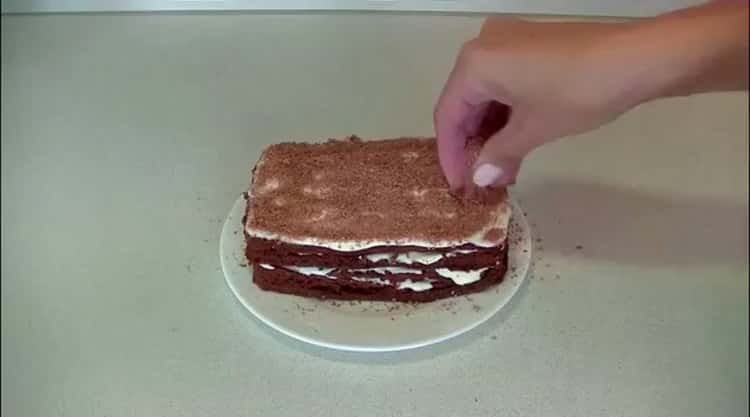 How to make sour cream cake, see the best step by step recipe with photos and videos. Useful tips and advice on making a delicious sour cream cake.