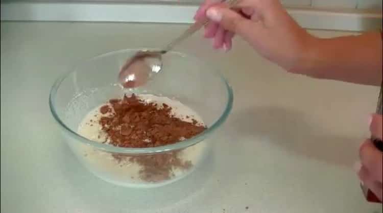 Add cocoa to the dough to make a cake