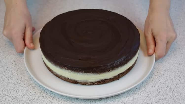 The bird’s milk cake is ready at home.