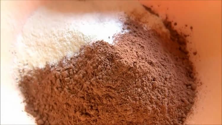 To prepare the cake, bird milk with semolina and lemon, prepare the ingredients