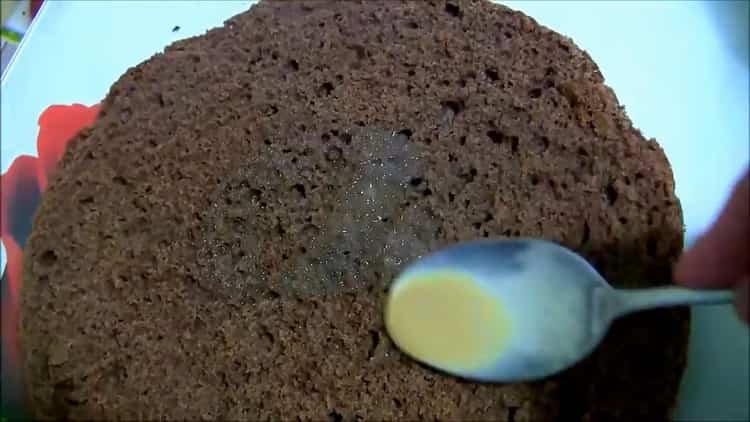 To make a cake, bird milk with semolina and lemon soak cakes