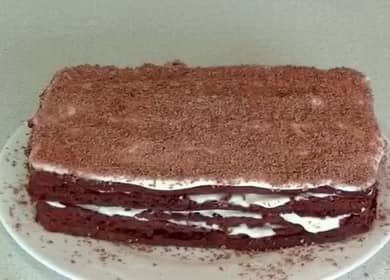 Chocolate cream cake according to a step by step recipe with photo