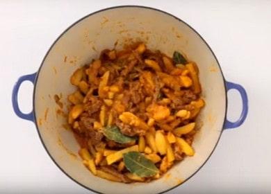 We cook the basics of beef according to the recipe with a photo.