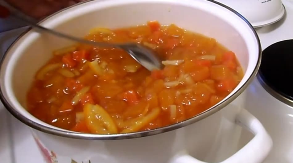 If desired, you can also add cinnamon, cloves or other spices.