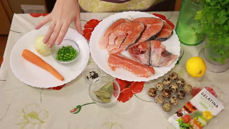 To prepare the jellied fish with gelatin, prepare the ingredients