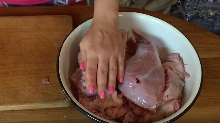 We cut the rabbit into portions.