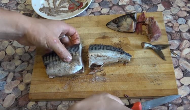 Cut the carcass in half.