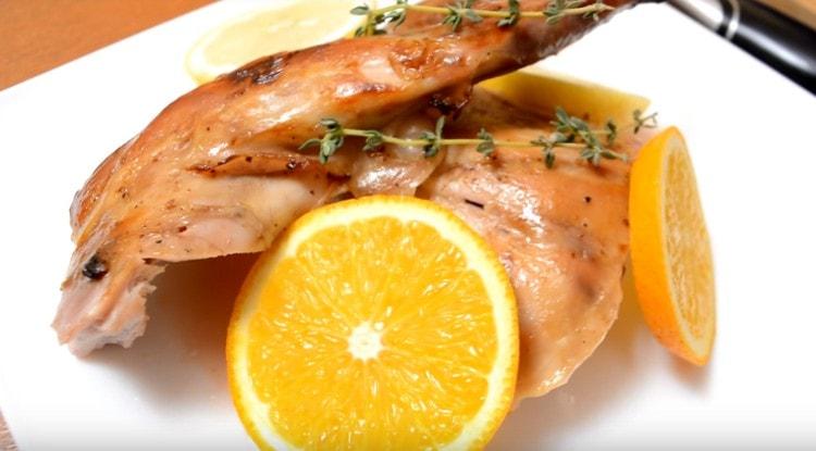 When serving, the dish can be decorated with oranges or lemons.