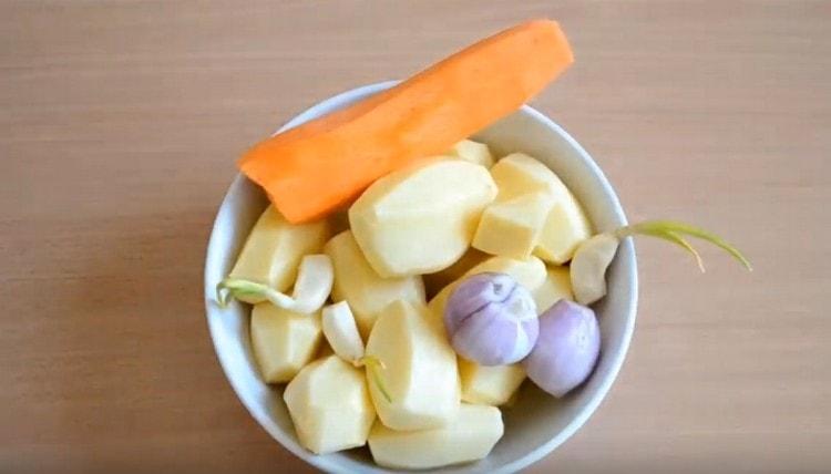 We clean the vegetables and wash them.