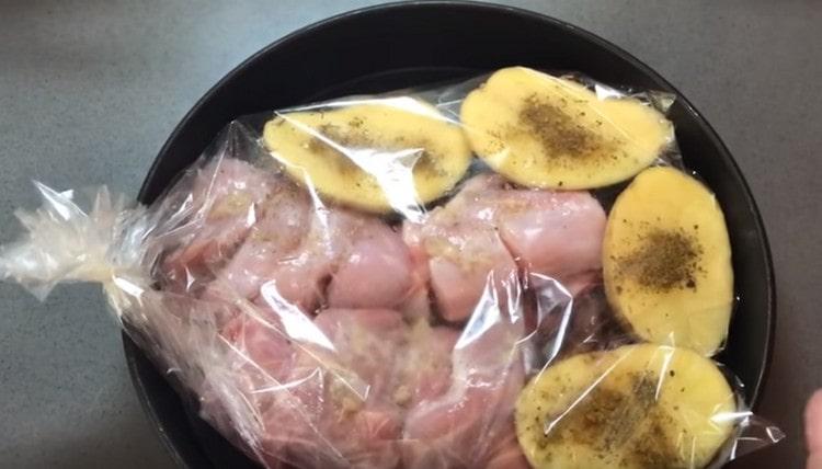 Tie the ends of the sleeves and send the dish to bake in the oven.