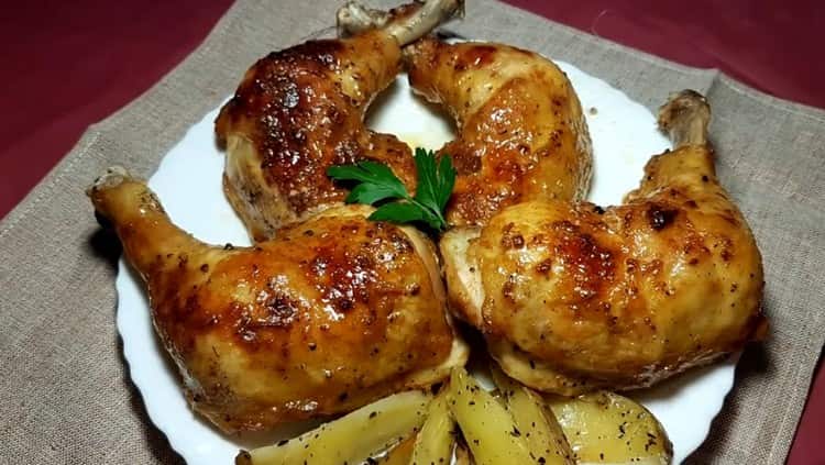 As you can see, cooking delicious chicken legs in the oven is actually not difficult.