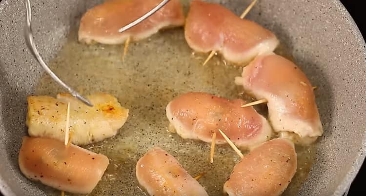 First, fry the rolls until golden brown in a pan.