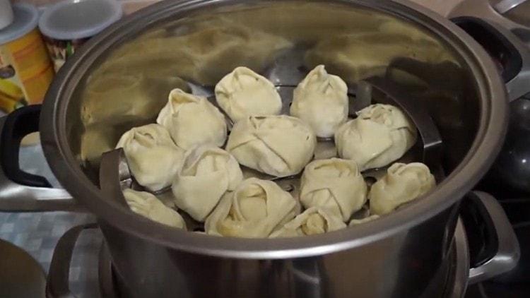 We install a grill with manty on a double boiler.