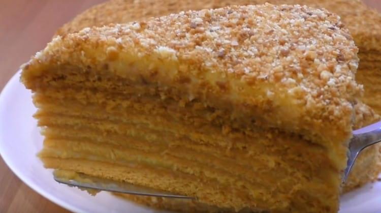 honey cake with custard is very tender and fragrant.