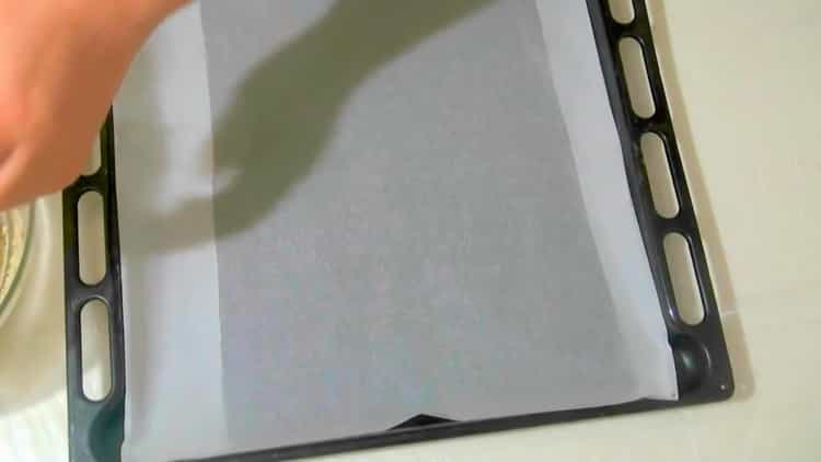 To make macaroons, prepare a mold