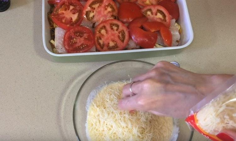 Add the grated cheese to the sour cream filling.