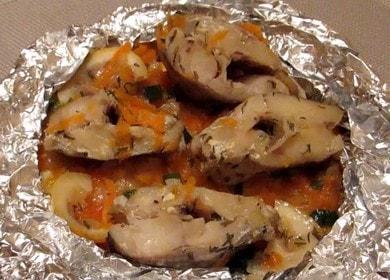 Ointment baked in foil in the oven - a delicious diet recipe