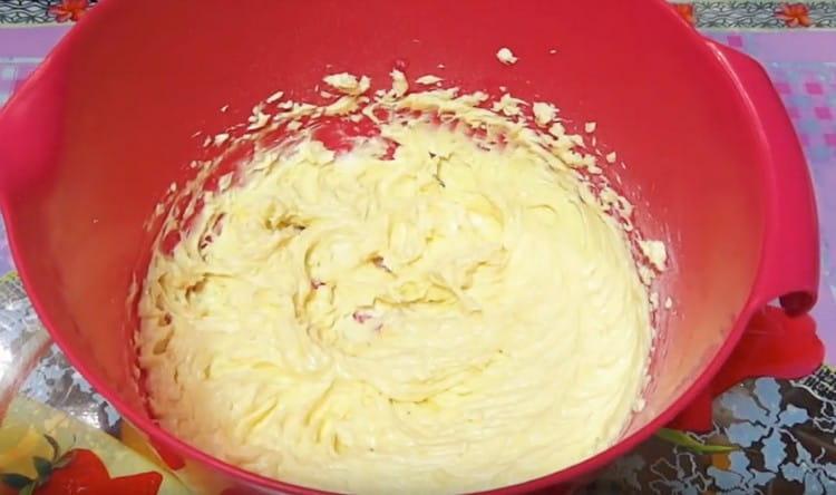 Beat the mass thoroughly with a mixer.