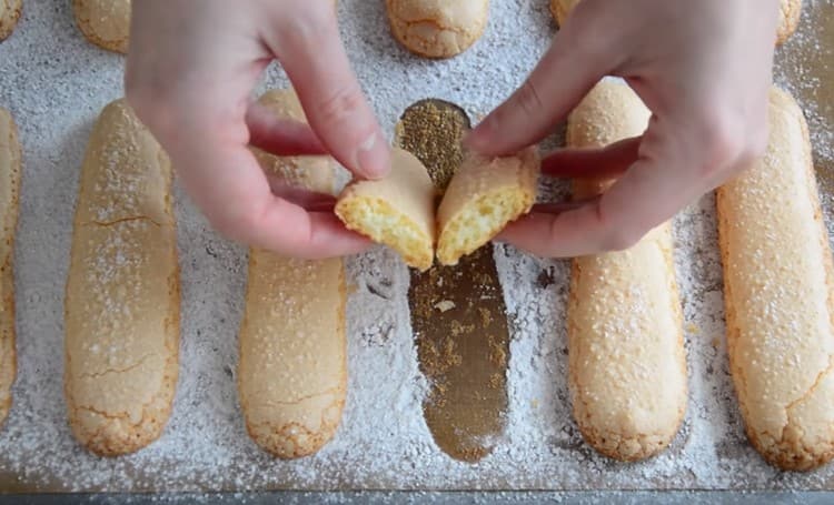 As you can see, actually making ladies fingers is quite possible even at home.