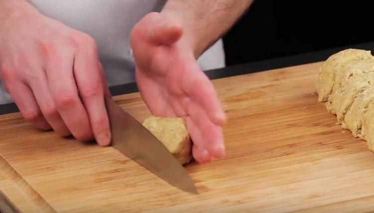 We give the liver a more round shape.