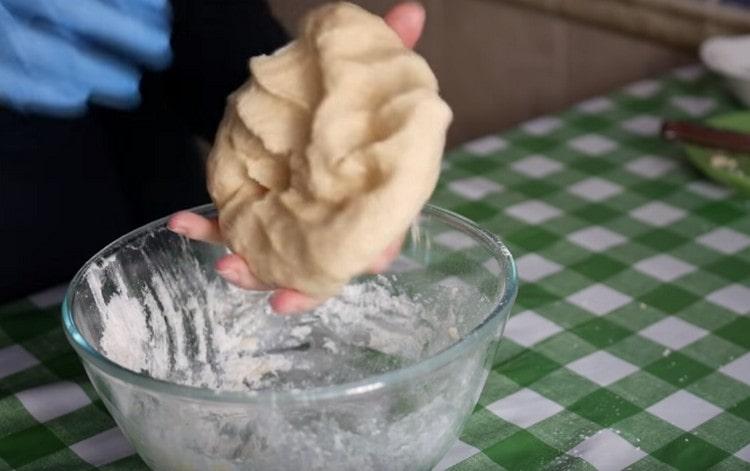 Knead the dough, which should not stick to your hands.