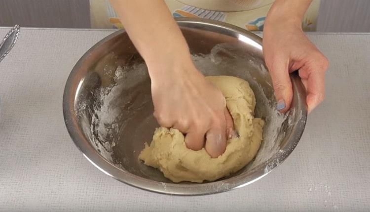 Ready dough should not stick to your hands.