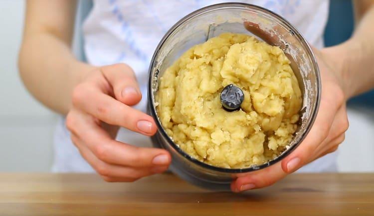 The dough should gather in a lump.