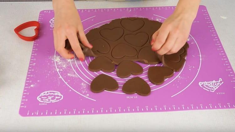 Remove the dough, knead again, roll out and make another cookie.