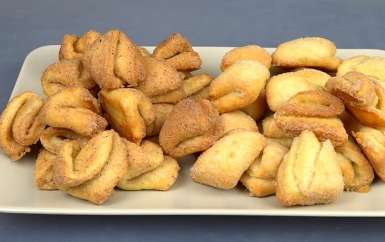 The cookies are tender and tasty.