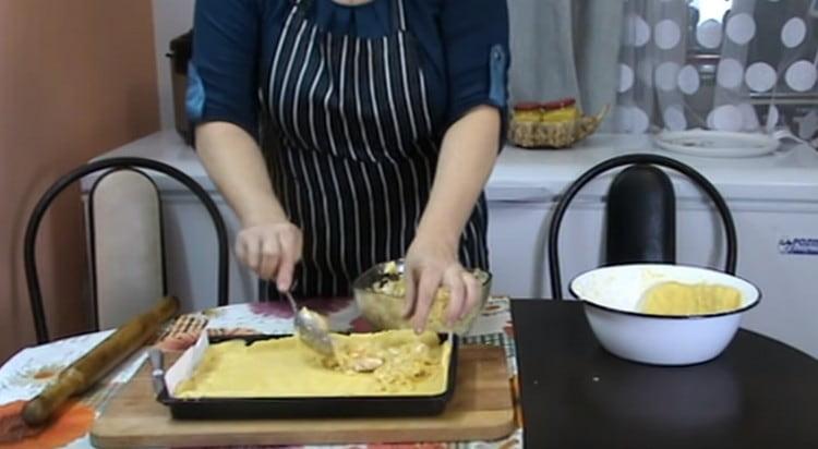 We spread the stuffing for the test.