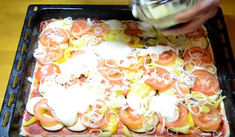 Instead of cheese, grease the filling with lean mayonnaise.