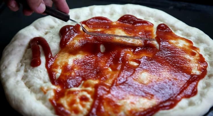 Grease each billet with ketchup.