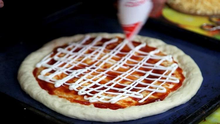 Next, make a mayonnaise net.