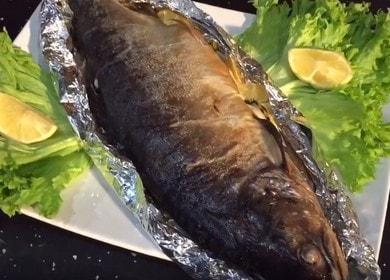 Recipe for juicy pink salmon baked in the oven in foil