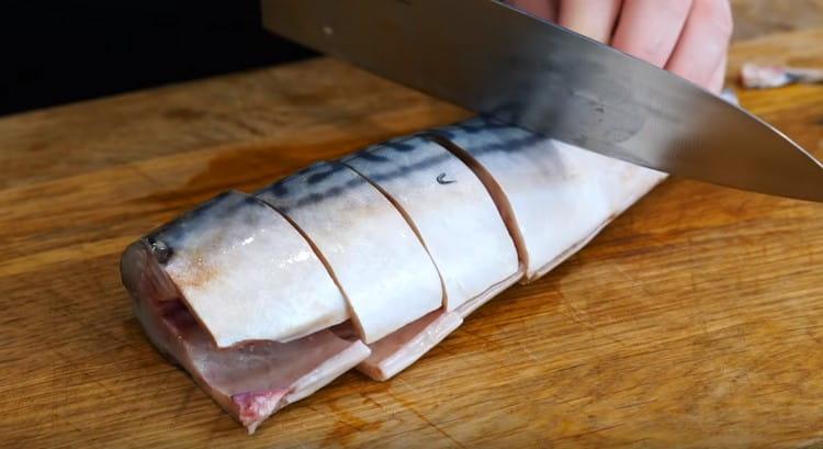 Cut the fish into pieces.