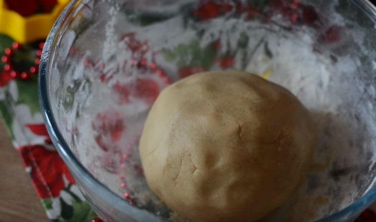 The finished dough is quite tight.