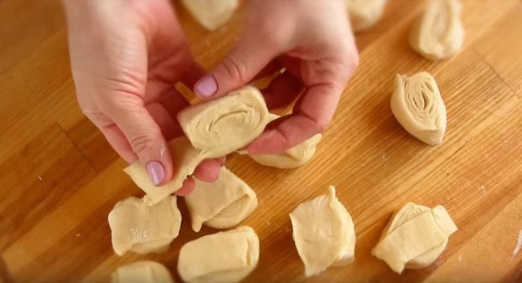 We pull the edge of each piece a little.