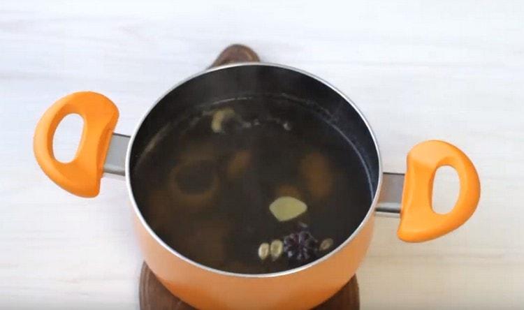 Bring the drink to a boil, cook for 30 minutes, and then cover it and let it brew.