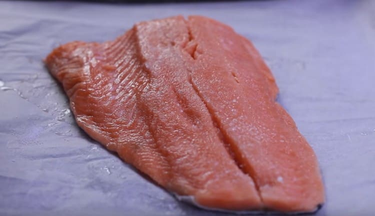 You should also sprinkle the fillet with a little sugar.