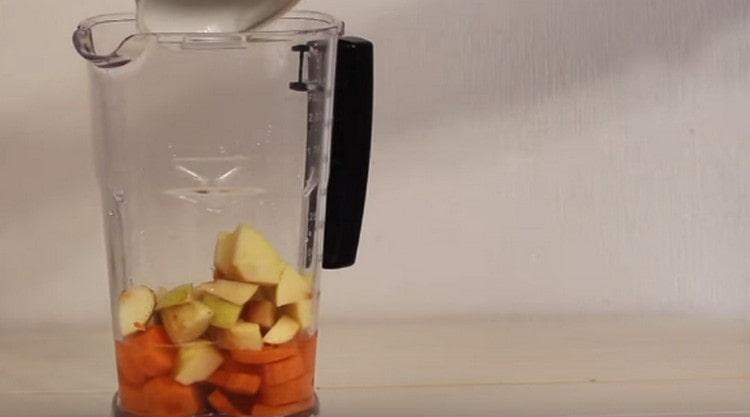 Add the apple slices.