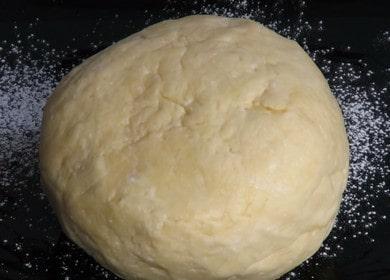 The perfect dough with cottage cheese for the pie: we cook according to the recipe with a photo.