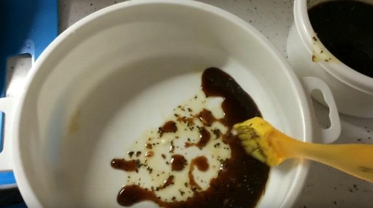 The resulting marinade grease the bottom of the container for marinating fish.