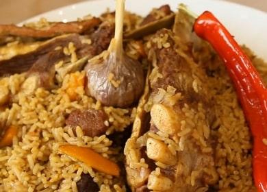 Cooking Uzbek beef pilaf according to the recipe with a photo.