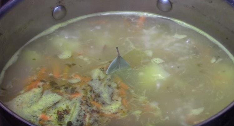 At the end of cooking, add bay leaf.