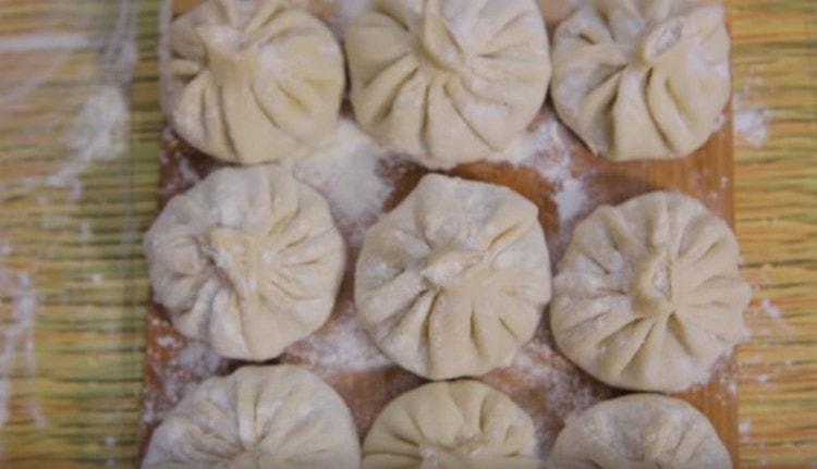 Excess dough on top can be cut off.