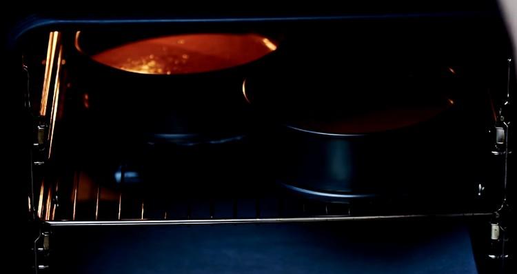 Send biscuits to the oven for an hour.