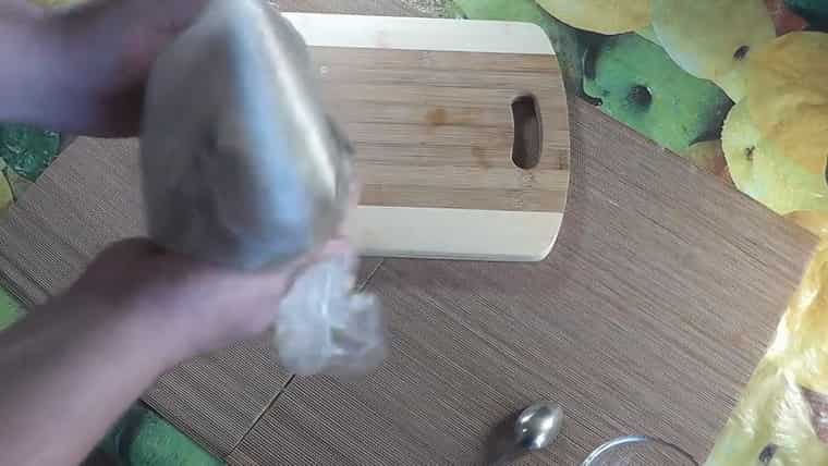 To make chicken breast basturma, spice meat