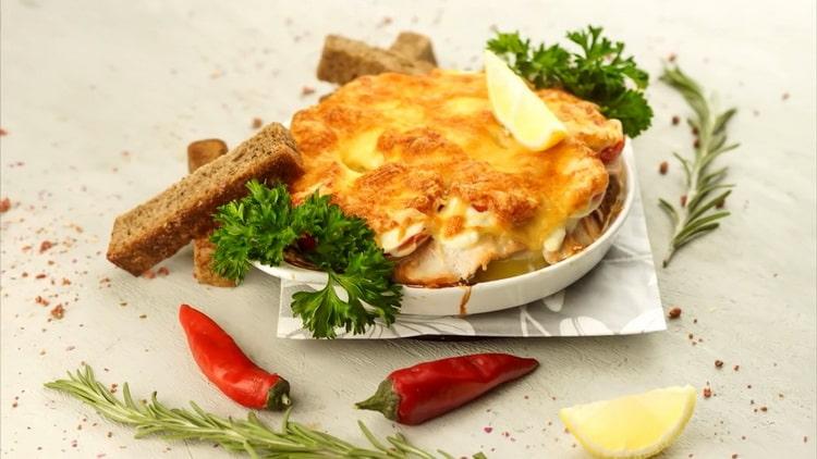 chum salmon in the oven is ready