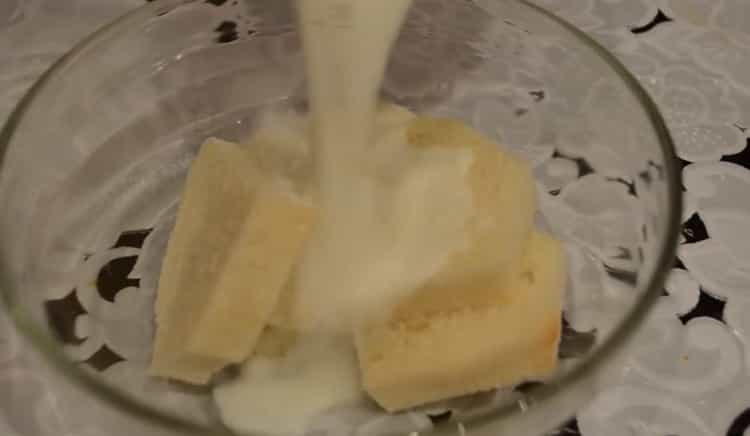 To prepare crab stick cutlets, prepare the ingredients